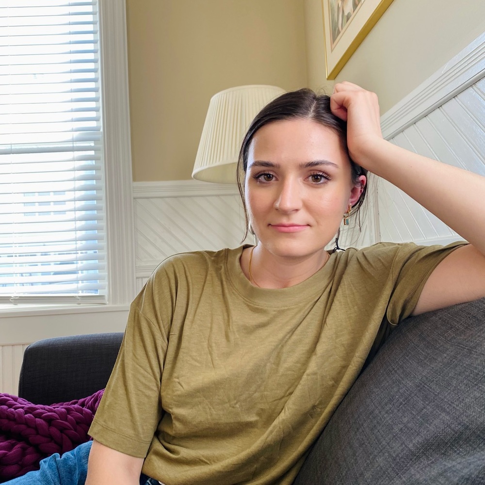 Meet your Posher, Nicole